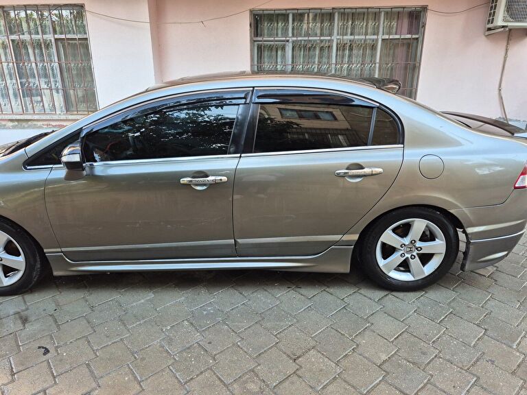 HONDA CIVIC