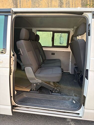 VOLKSWAGEN TRANSPORTER