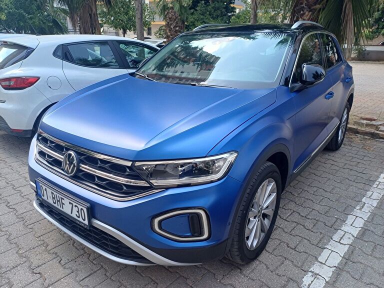 VOLKSWAGEN T-ROC