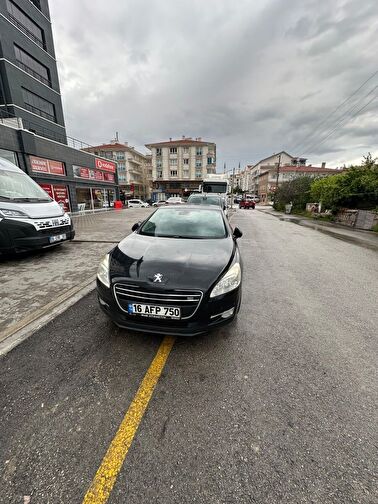 PEUGEOT 508