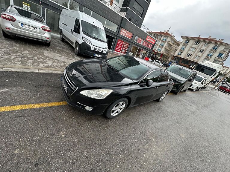 PEUGEOT 508