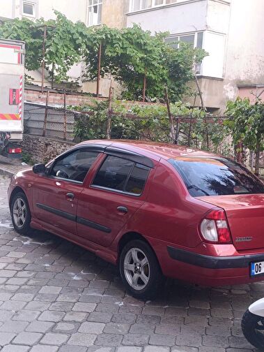 RENAULT CLIO SYMBOL