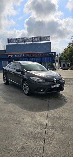 RENAULT FLUENCE