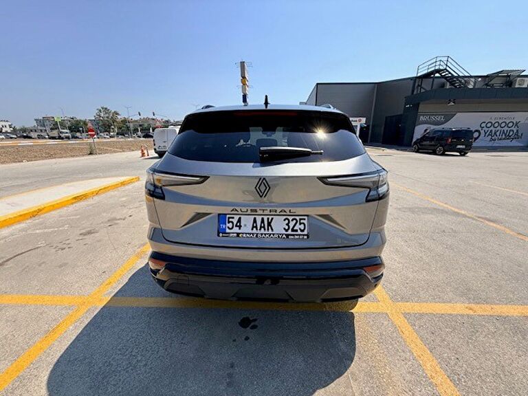 RENAULT AUSTRAL