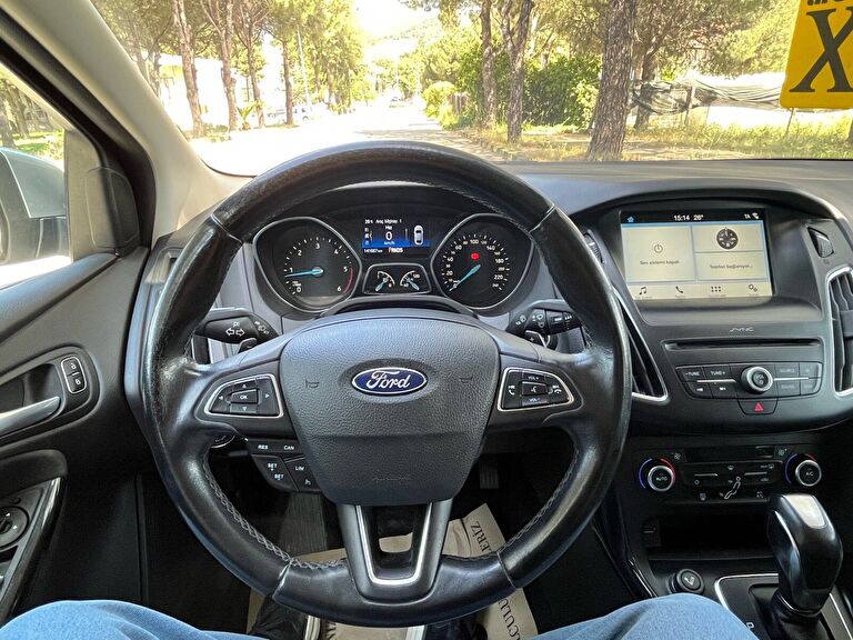 FORD FOCUS