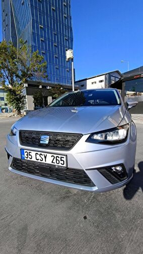 SEAT IBIZA
