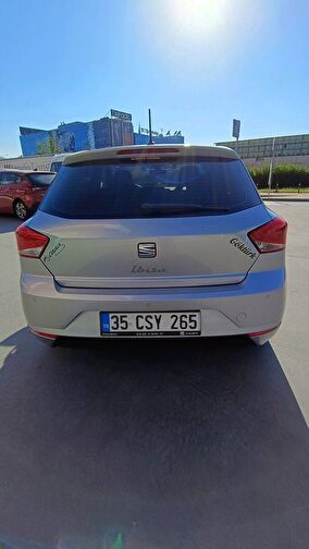 SEAT IBIZA