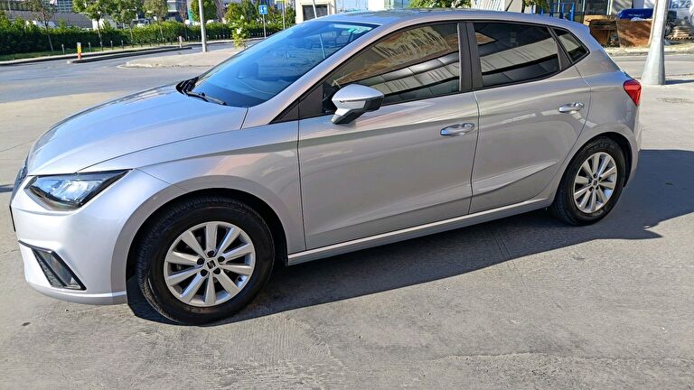 SEAT IBIZA