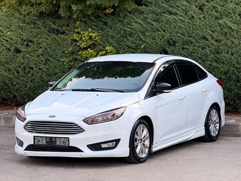 FORD FOCUS