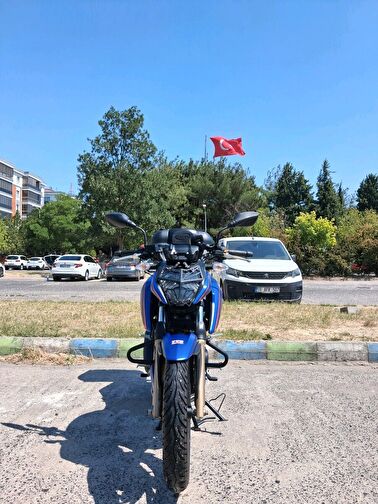 TVS Apache RTR 200