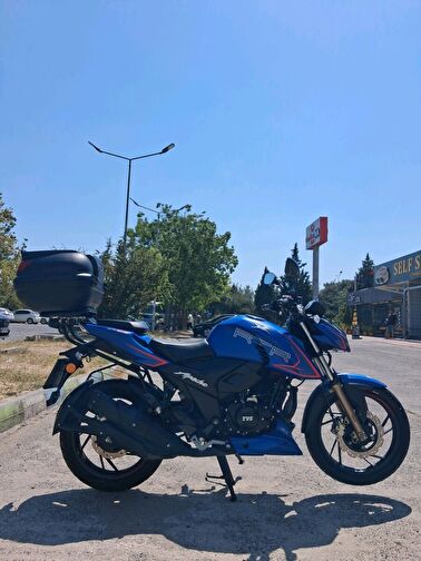 TVS Apache RTR 200