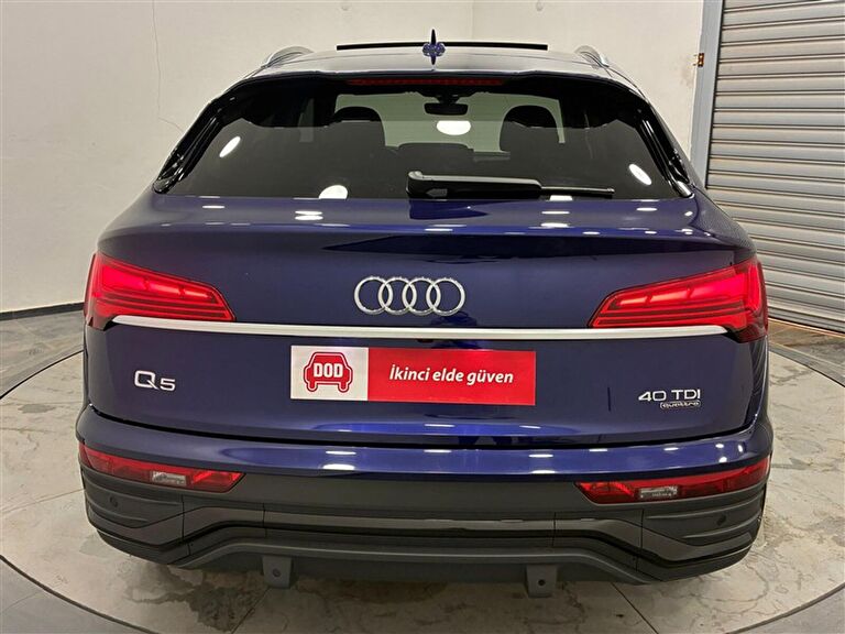 AUDI Q5 SPORTBACK