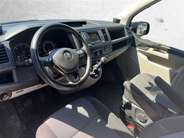 VOLKSWAGEN TRANSPORTER