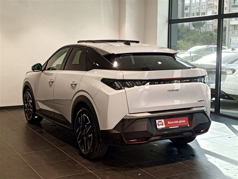 PEUGEOT 3008