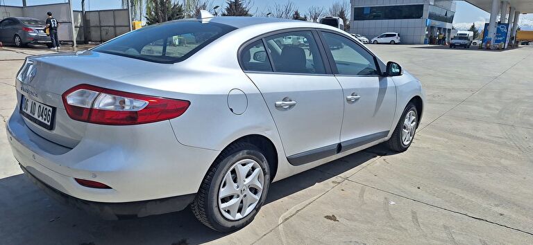 RENAULT FLUENCE