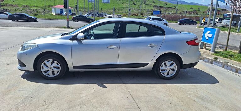 RENAULT FLUENCE