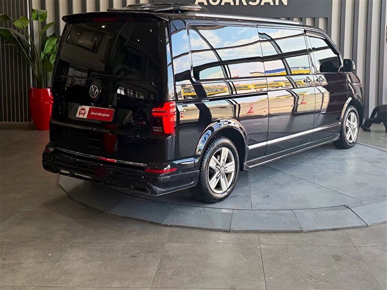 VOLKSWAGEN CARAVELLE