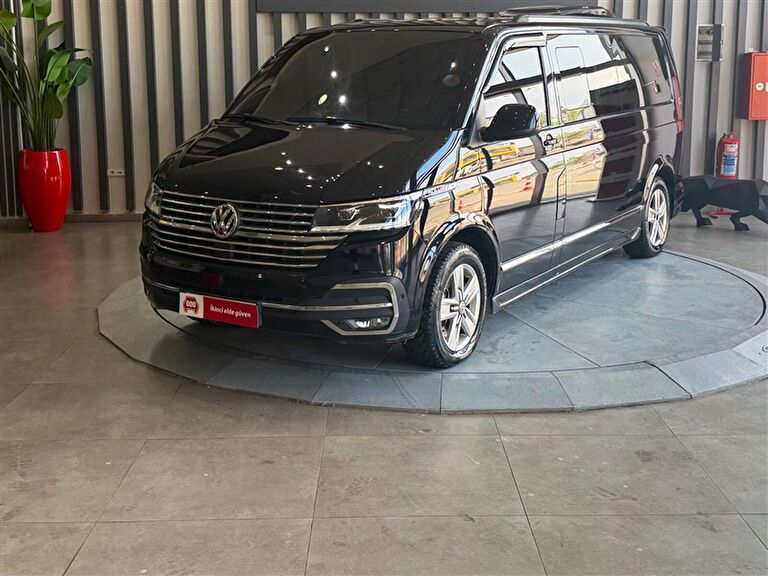 VOLKSWAGEN CARAVELLE