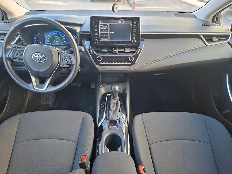 TOYOTA COROLLA