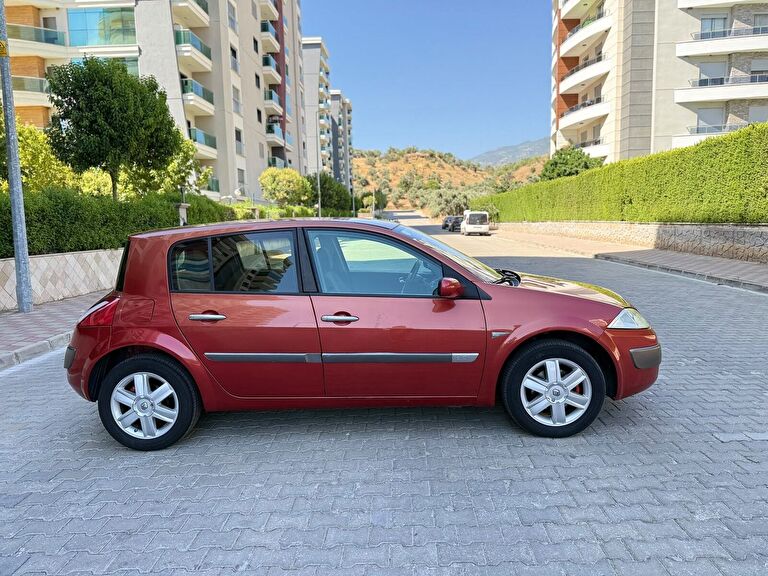 RENAULT MEGANE
