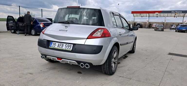 RENAULT MEGANE