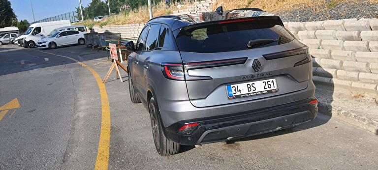RENAULT AUSTRAL
