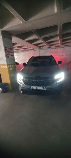 RENAULT AUSTRAL