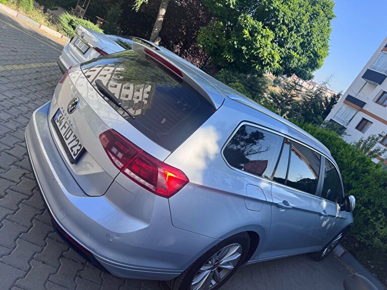 VOLKSWAGEN PASSAT VARIANT
