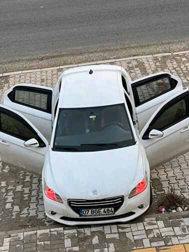 PEUGEOT 301