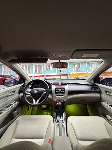 HONDA CITY