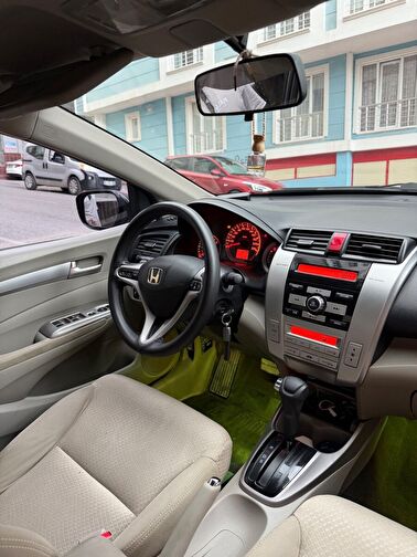 HONDA CITY