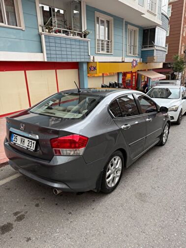 HONDA CITY