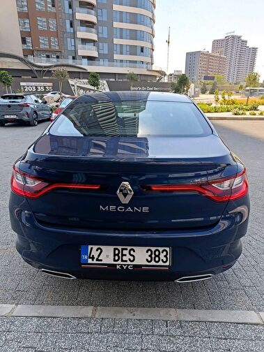 RENAULT MEGANE