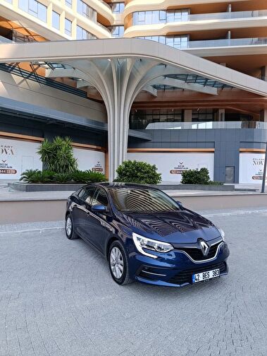 RENAULT MEGANE