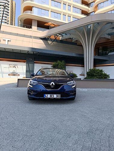RENAULT MEGANE