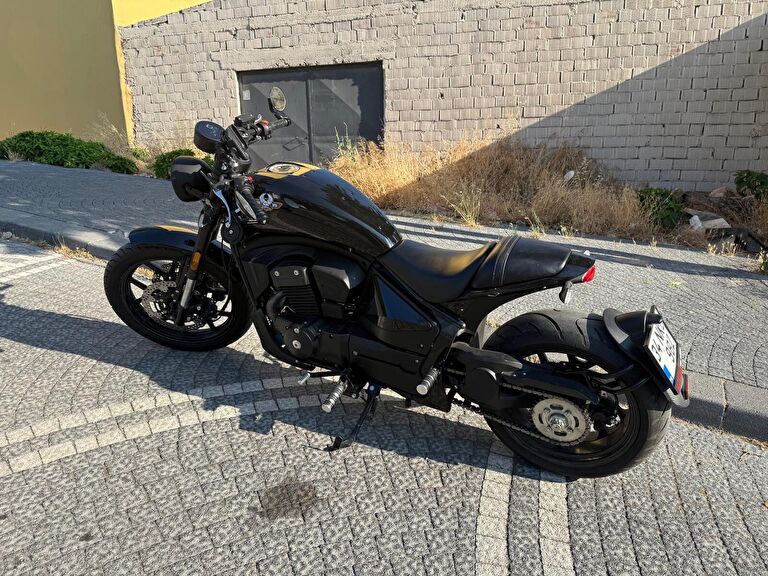 Regal Raptor Pilder 250