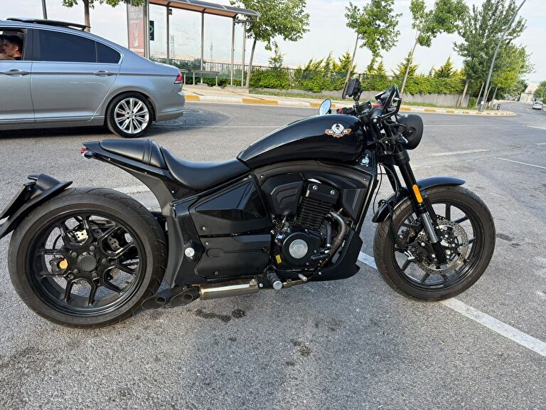 Regal Raptor Pilder 250
