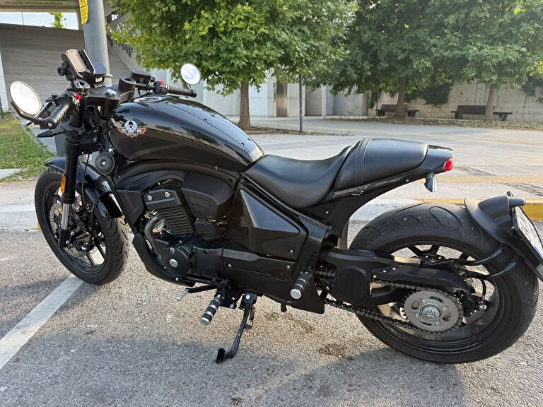 Regal Raptor Pilder 250