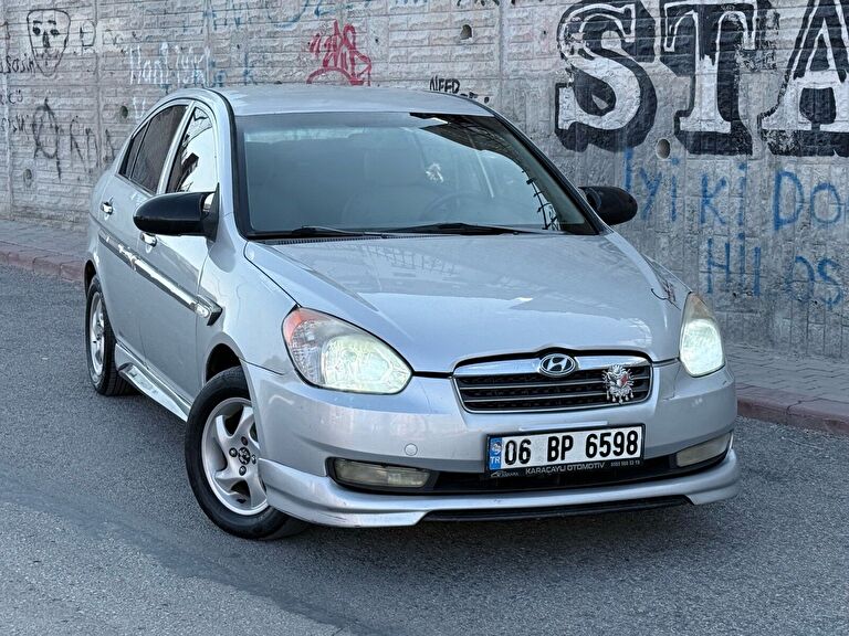 HYUNDAI ACCENT