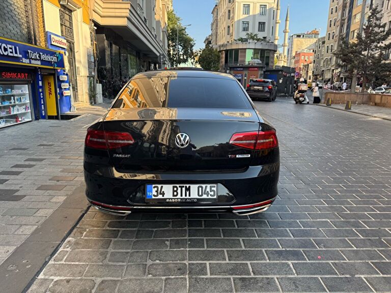 VOLKSWAGEN PASSAT