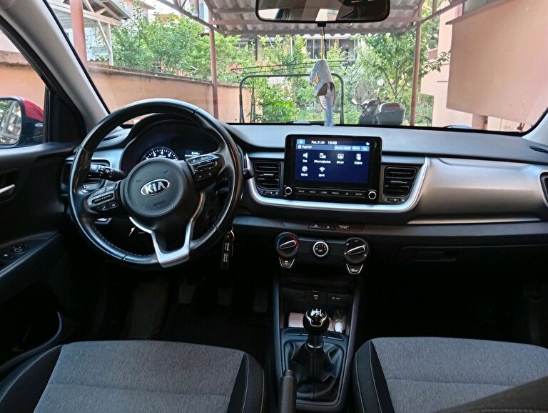 KIA STONIC