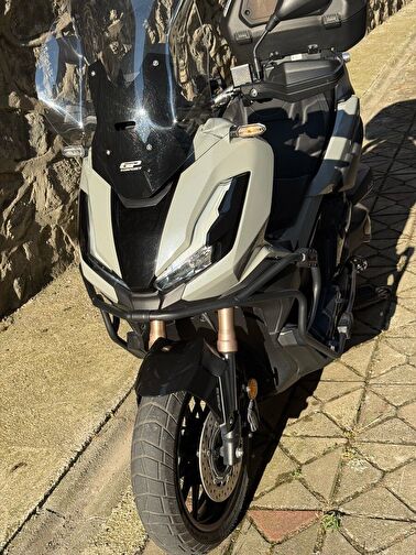 Honda ADV 350
