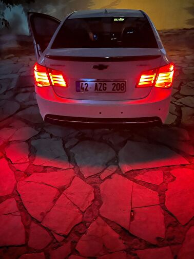 CHEVROLET CRUZE