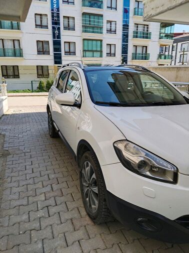 NISSAN QASHQAI+2