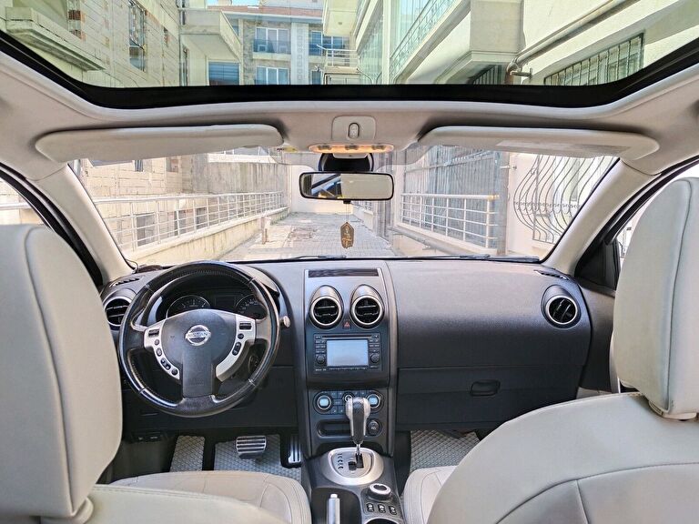 NISSAN QASHQAI+2