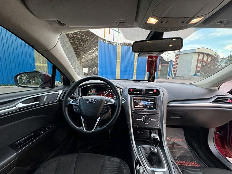 FORD MONDEO