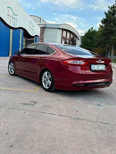 FORD MONDEO