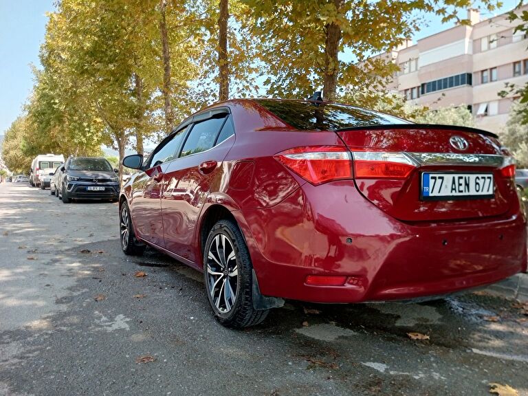 TOYOTA COROLLA