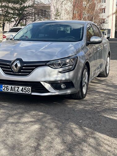 RENAULT MEGANE