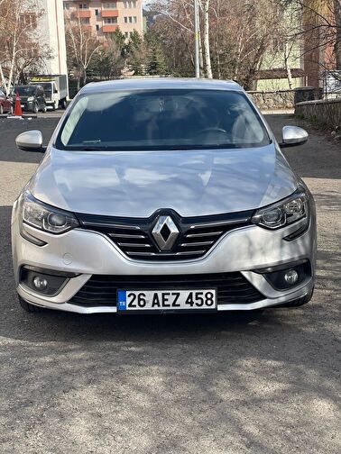 RENAULT MEGANE